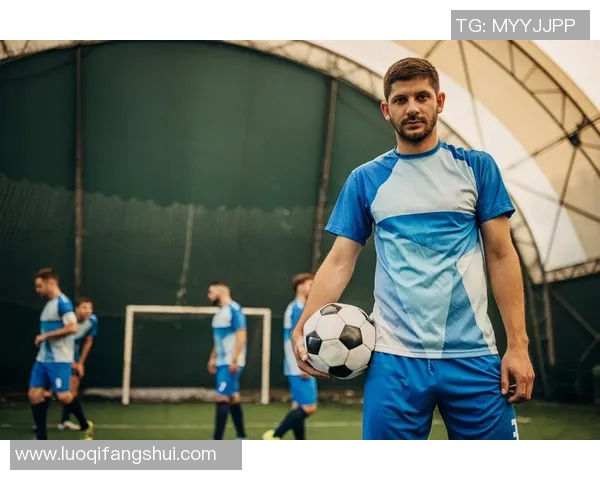 权威发布足球耐力实力榜单揭示顶级球员的体能竞争力与表现潜力